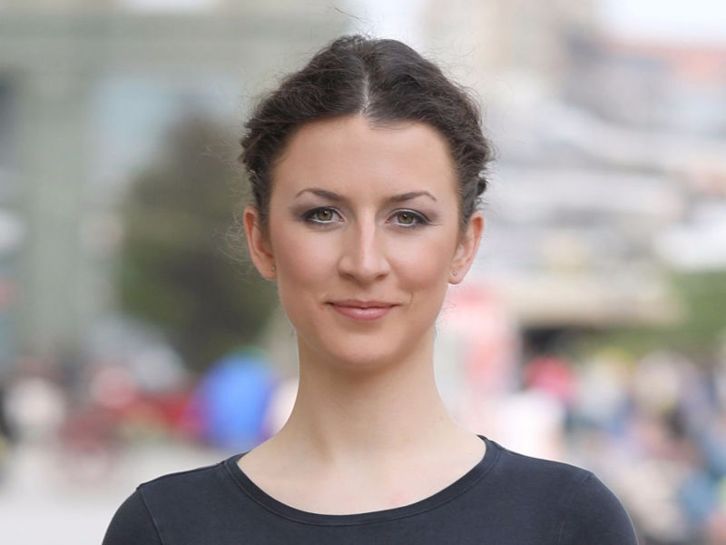 Portret za cv stjuardese