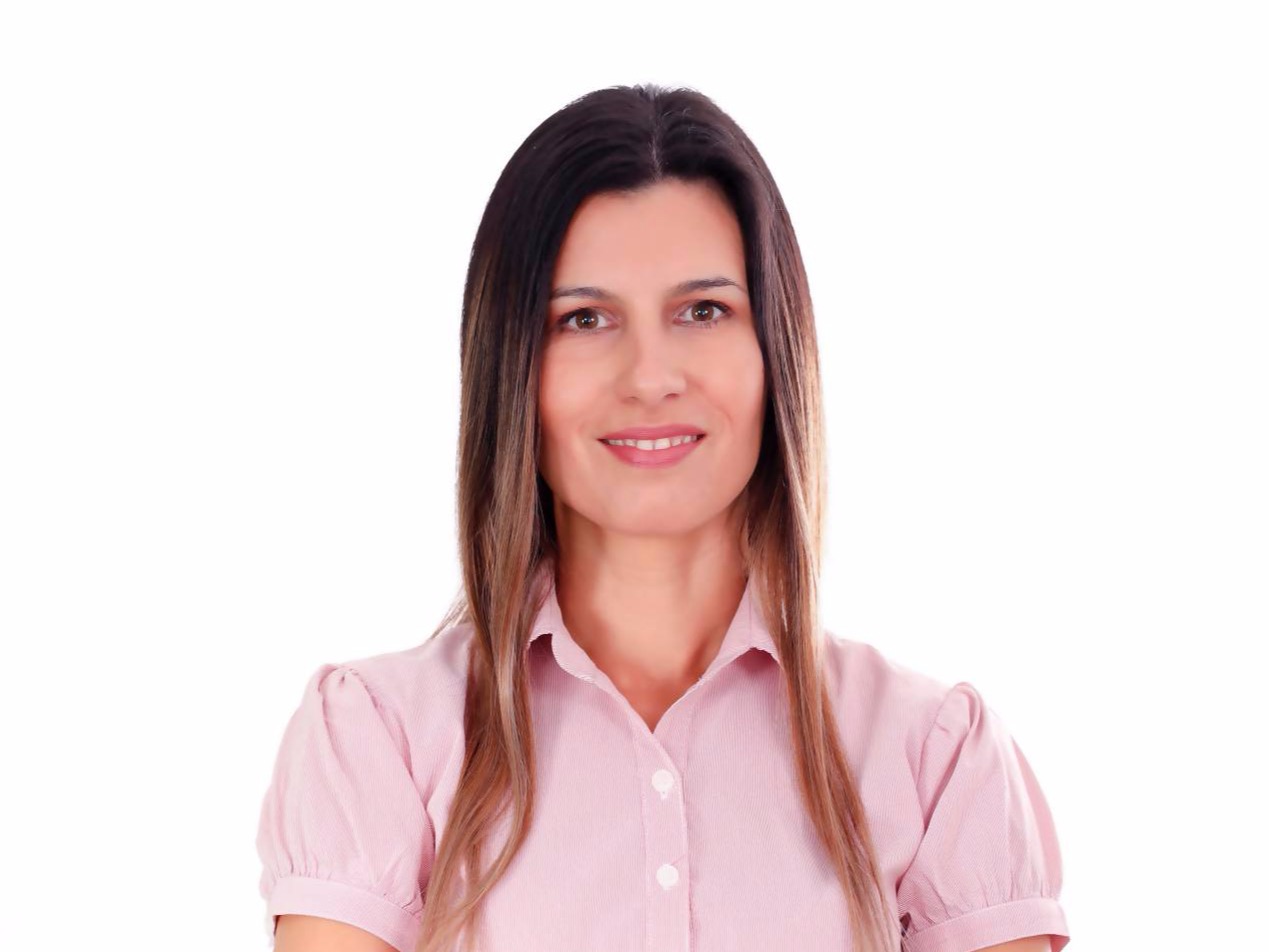 Portret za stjuardesu 2019